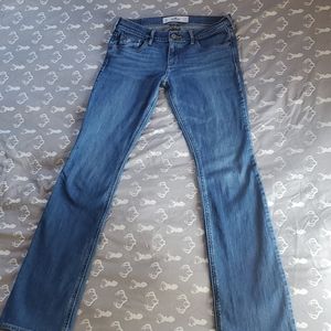 Junior's Hollister Jeans
